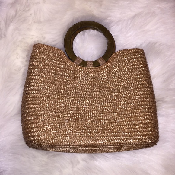 Handbags - 🚨PRICE FIRM 🚨Straw handbag